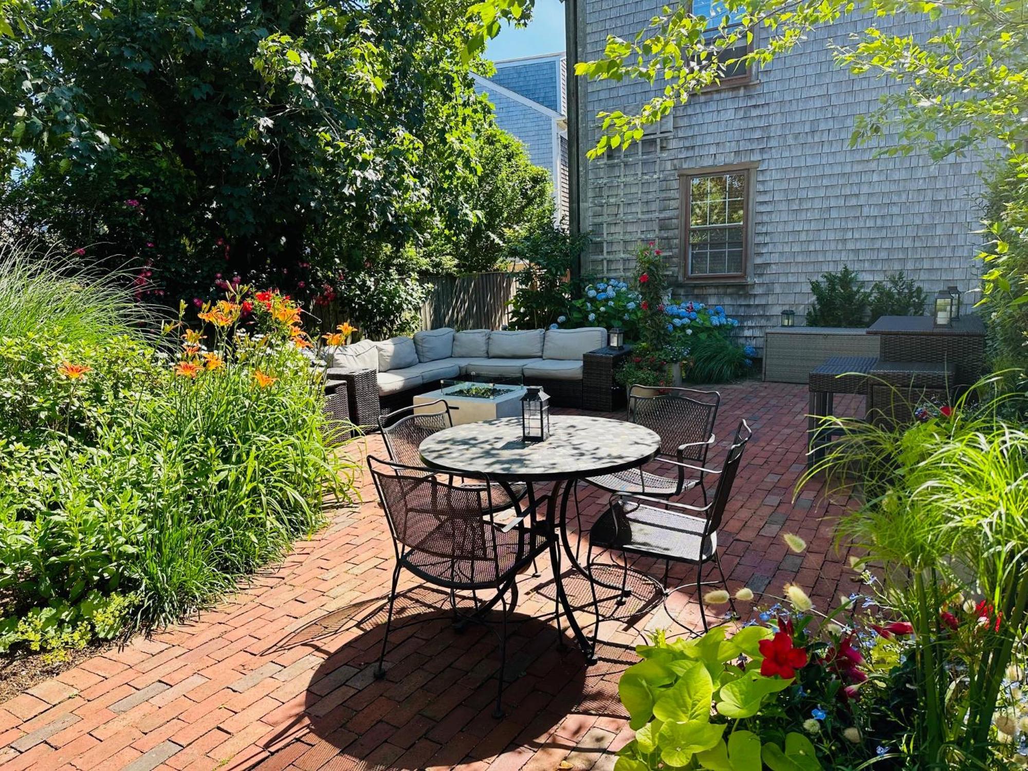 Seven Sea Street Inn Nantucket Exterior foto
